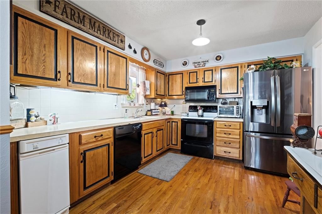 517 NE Johnston Drive — photo 12