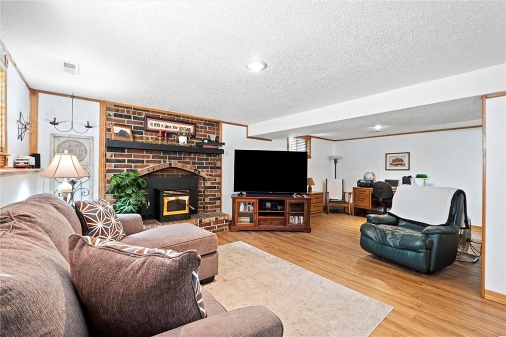 517 NE Johnston Drive — photo 23