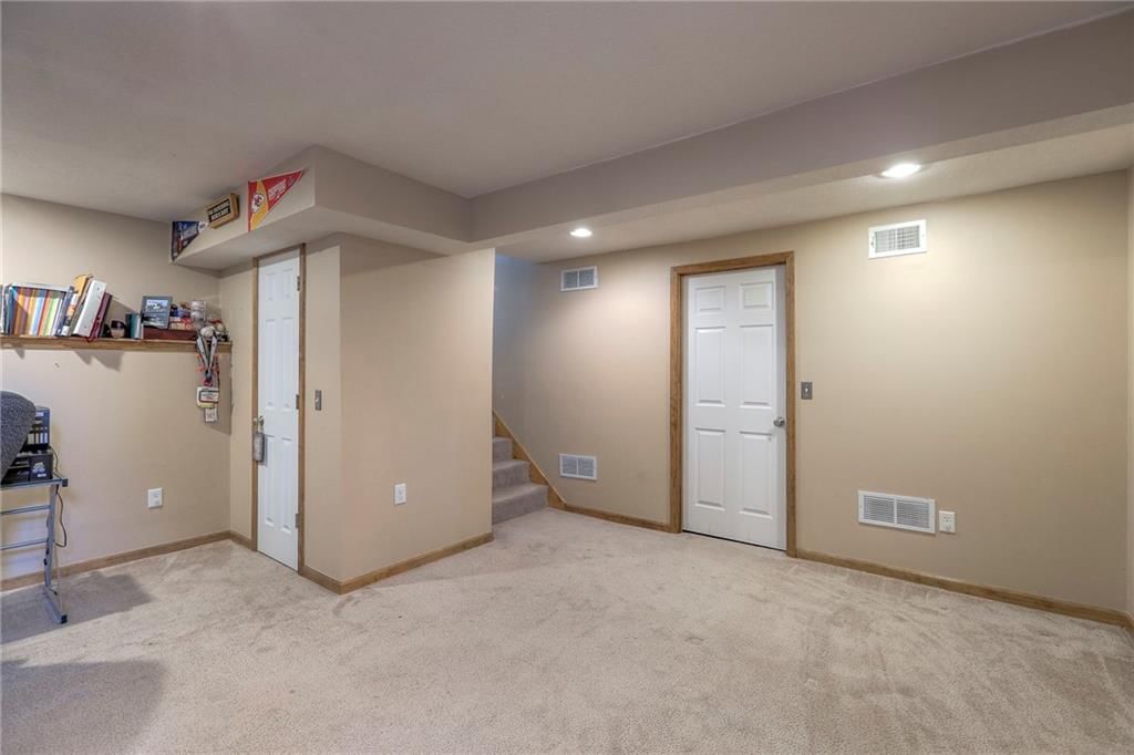 824 SE 13th Street — photo 30
