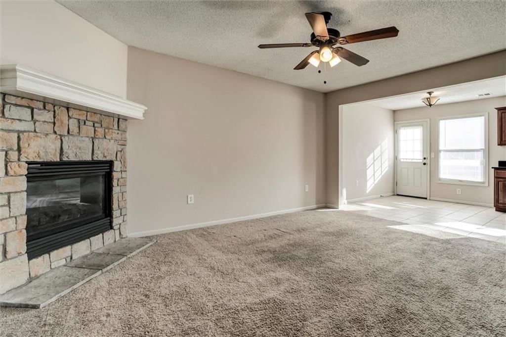 813 E 167th Court — photo 4