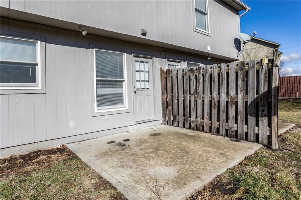813 E 167th Court — photo 19