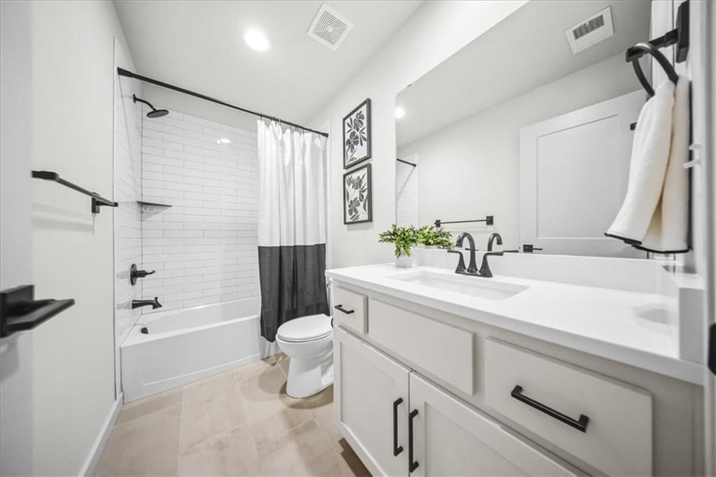 16804 Rosehill Street — photo 35