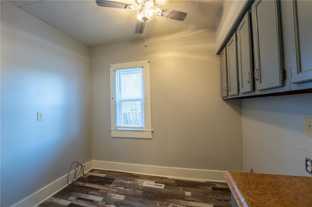 119 N Garfield Avenue — photo 11
