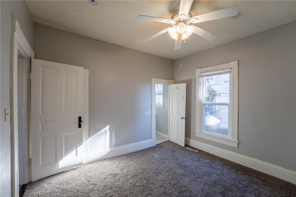 119 N Garfield Avenue — photo 18