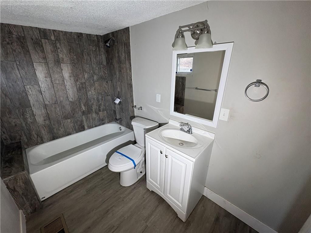 3543 S Benton Avenue — photo 12