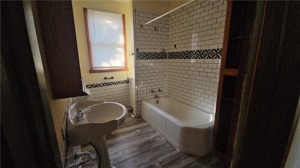 1602 S Evanston Avenue — photo 10