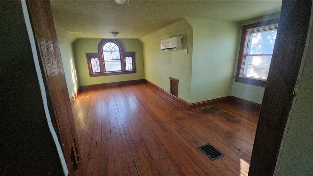 1602 S Evanston Avenue — photo 12