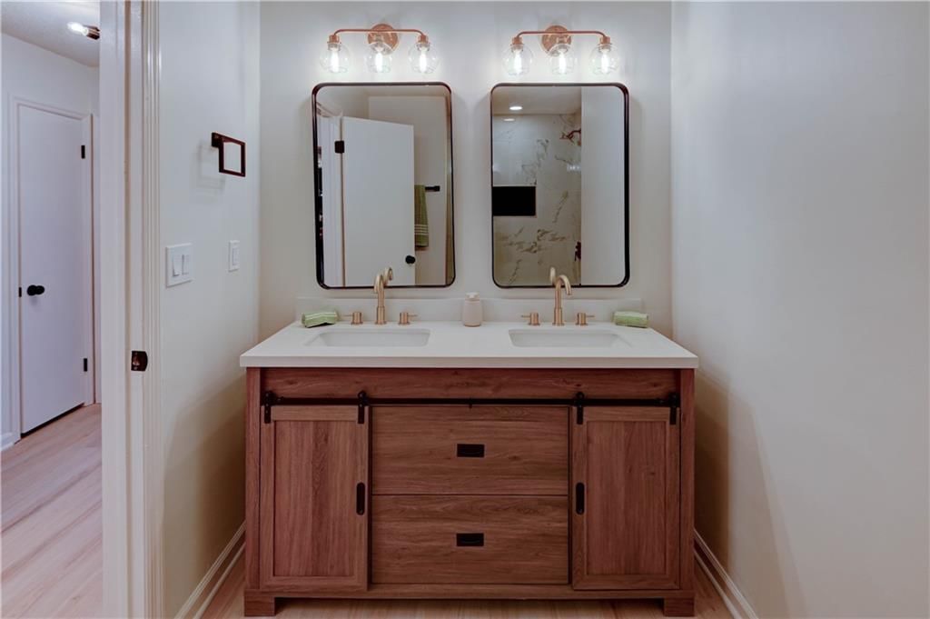 708 Montgomery Avenue — photo 19