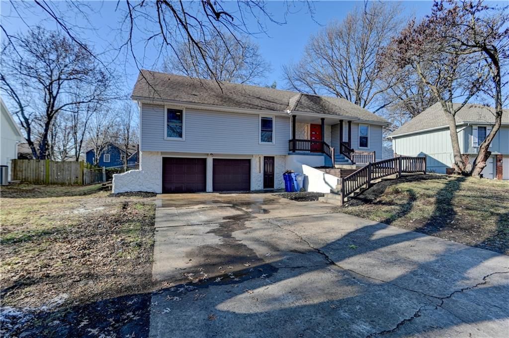 708 Montgomery Avenue — photo 61