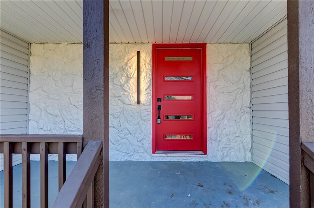 708 Montgomery Avenue — photo 62