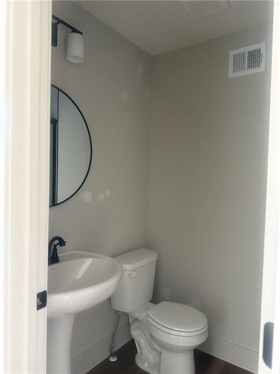 9008 N Poplar Avenue — photo 9