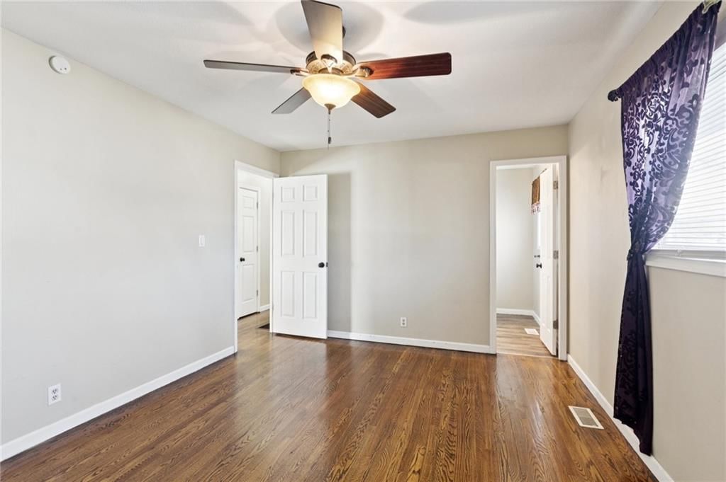 1056 Highland Drive — photo 15