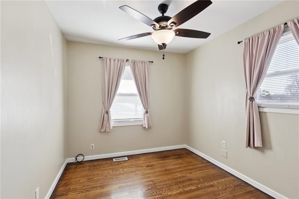 1056 Highland Drive — photo 23