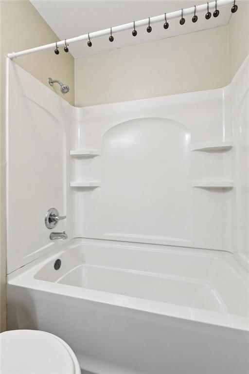 1056 Highland Drive — photo 26
