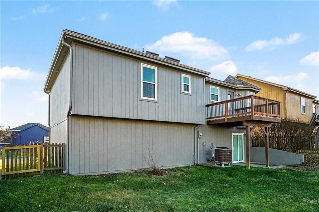 8640 NE 115th Terrace — photo 34