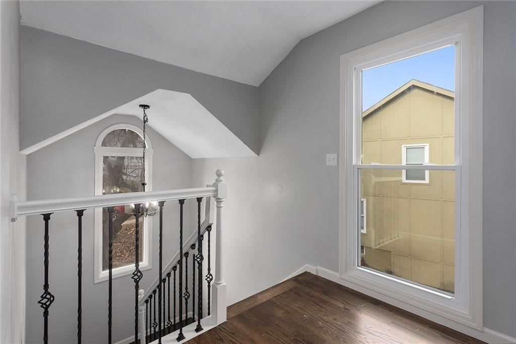 3529 N Wabash Avenue — photo 18