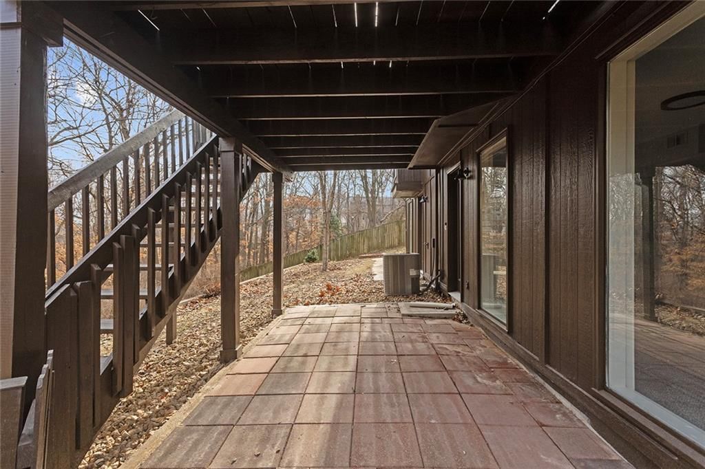 3529 N Wabash Avenue — photo 36
