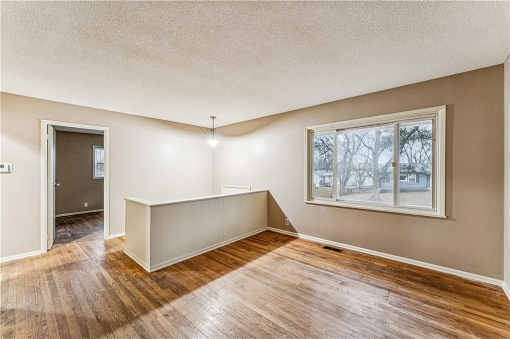 9608 Ditman Way — photo 5