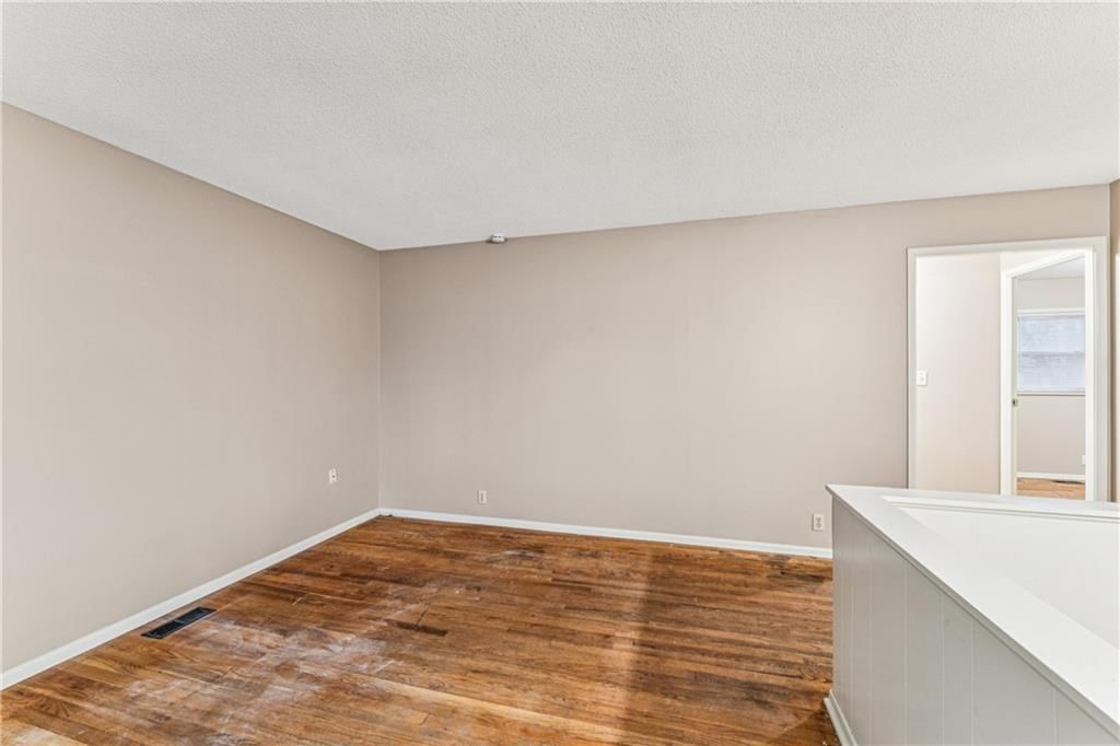 9608 Ditman Way — photo 7