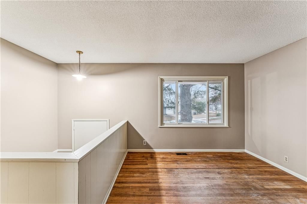 9608 Ditman Way — photo 8