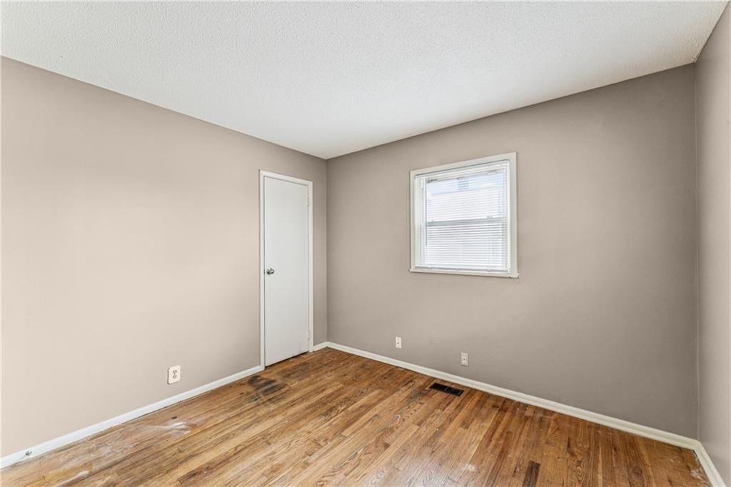 9608 Ditman Way — photo 10