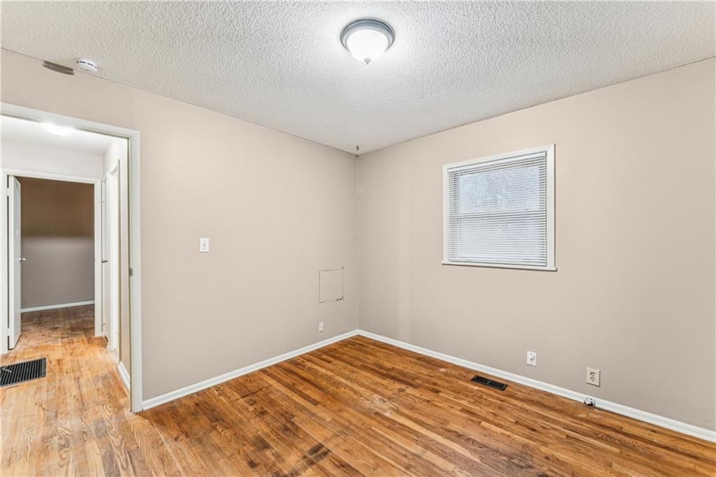 9608 Ditman Way — photo 14