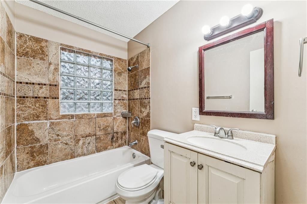 9608 Ditman Way — photo 15
