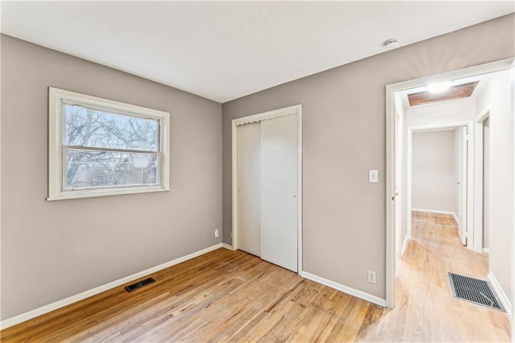 9608 Ditman Way — photo 16