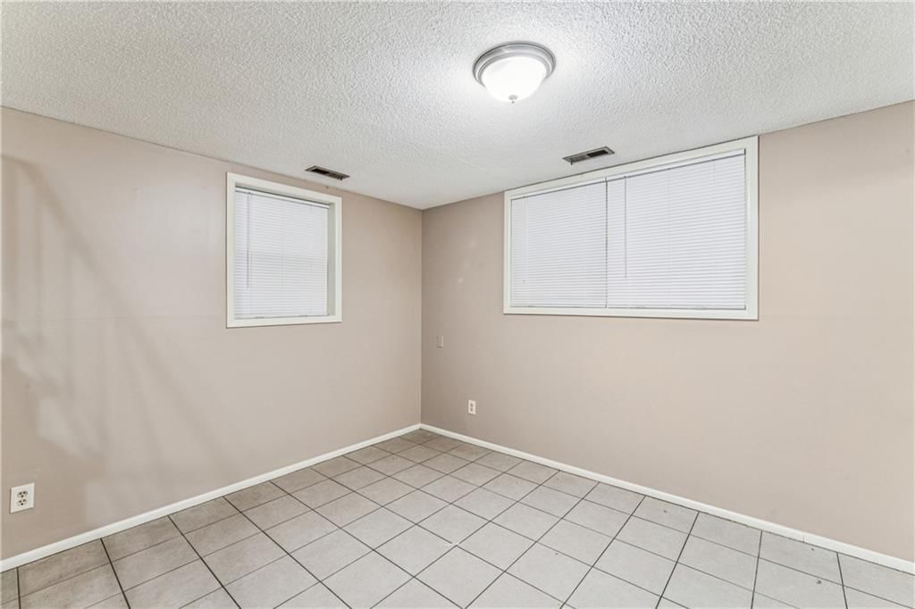 9608 Ditman Way — photo 25