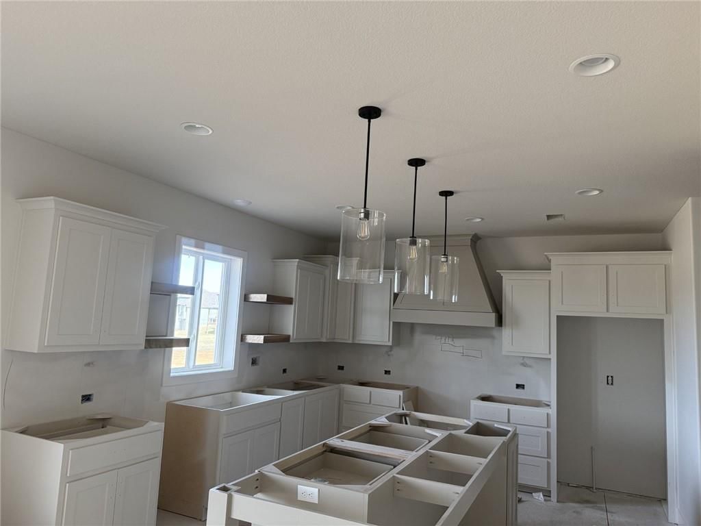 9002 N Poplar Avenue — photo 3