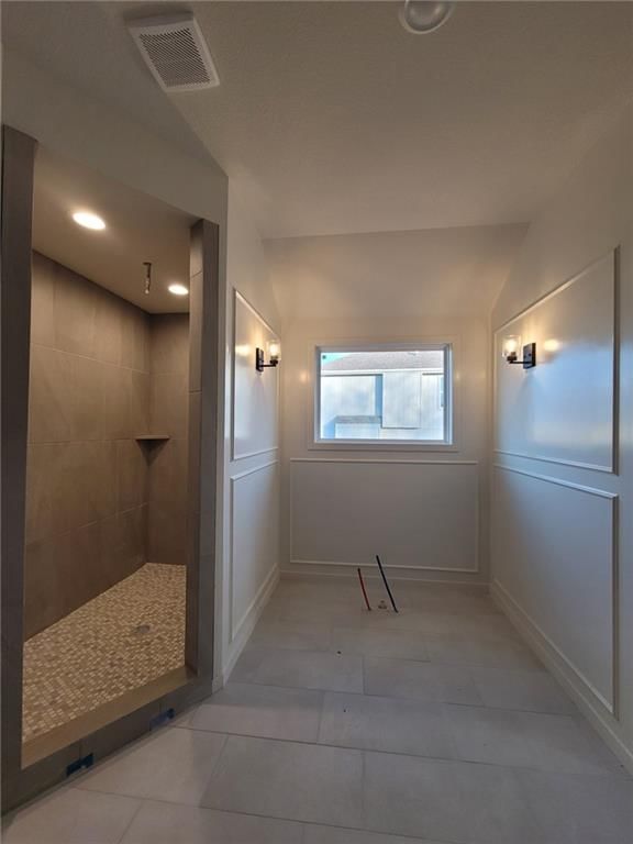 9002 N Poplar Avenue — photo 14