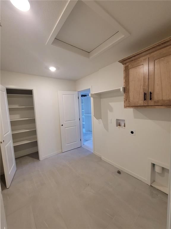 9002 N Poplar Avenue — photo 16