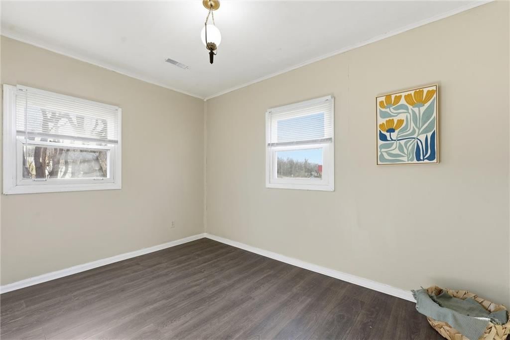 4623 Lafayette Avenue — photo 15