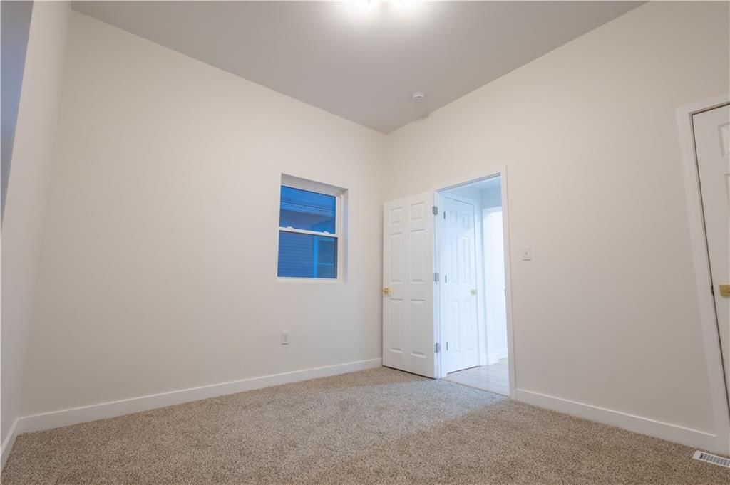3317 Sacramento Street — photo 25