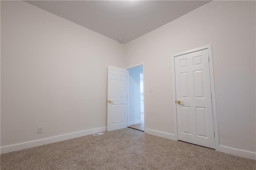 3317 Sacramento Street — photo 27