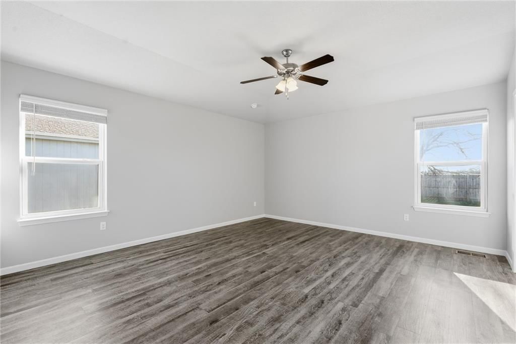 21291 W 219th Street — photo 12