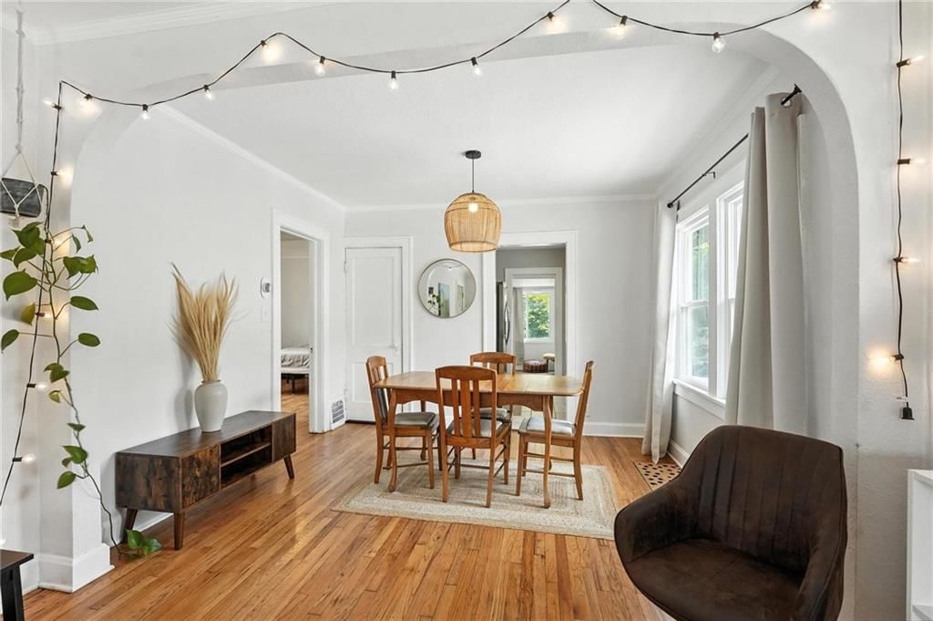 1120 Oakley Avenue — photo 5