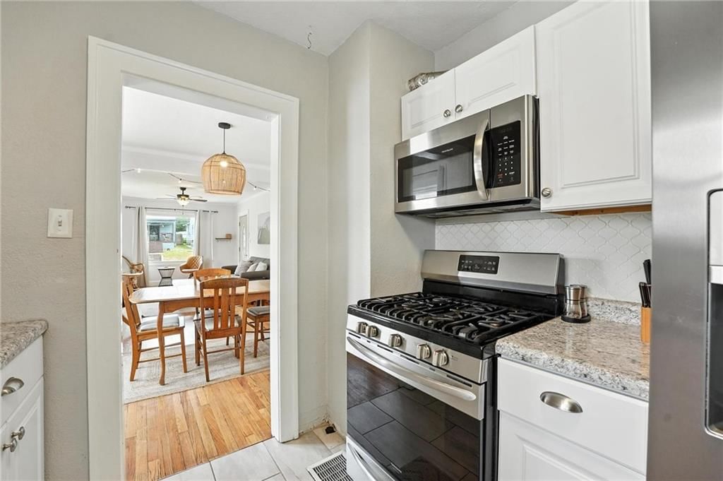 1120 Oakley Avenue — photo 10