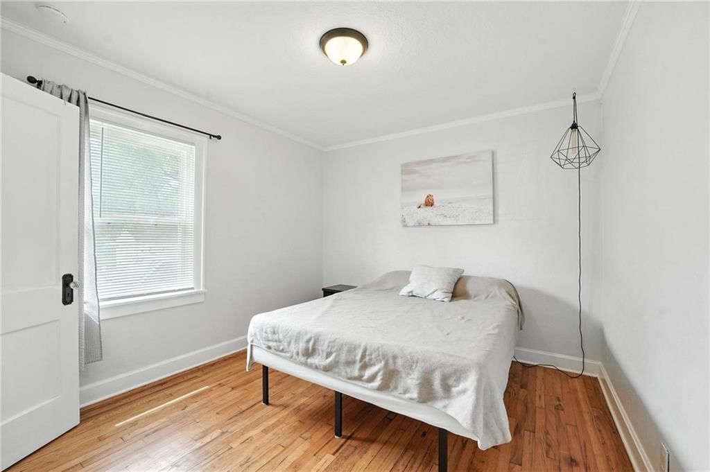 1120 Oakley Avenue — photo 14