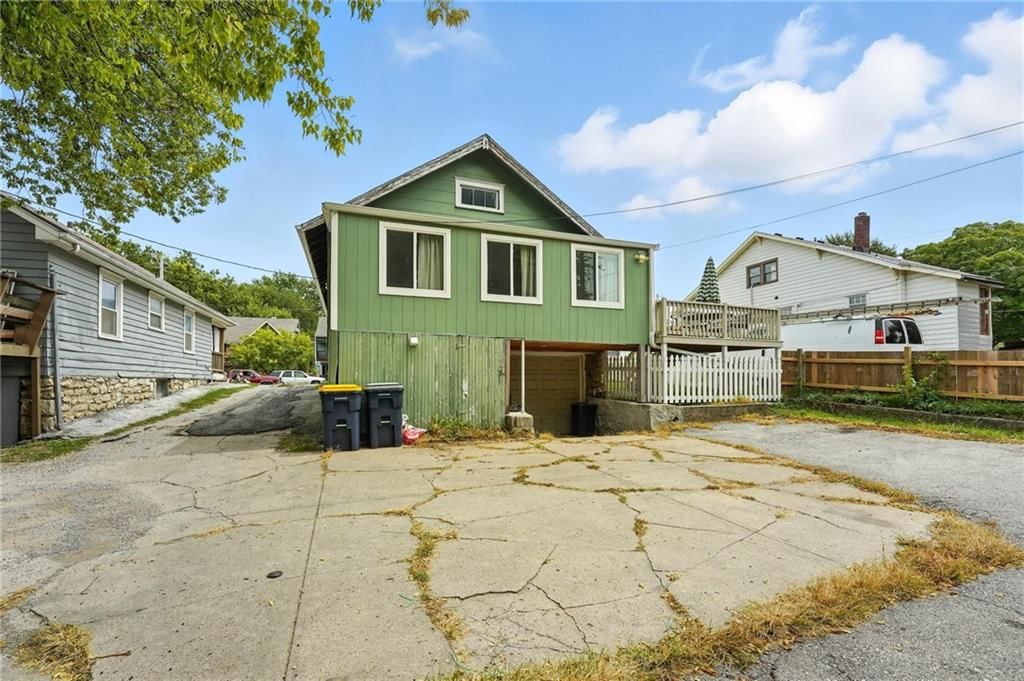 1120 Oakley Avenue — photo 27