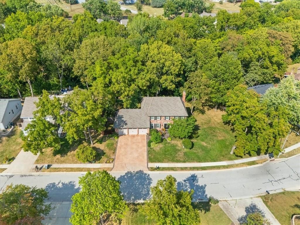 12310 W 73rd Terrace — photo 4