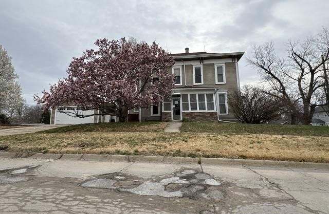 605 N Vine Street — photo 2
