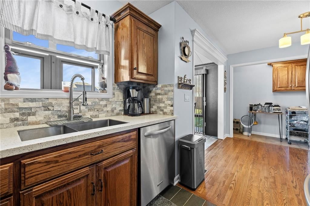 713 Hidden Meadows Court — photo 18