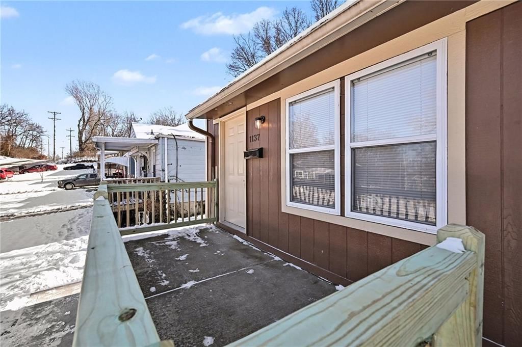 1137 OAKLAND Avenue — photo 5