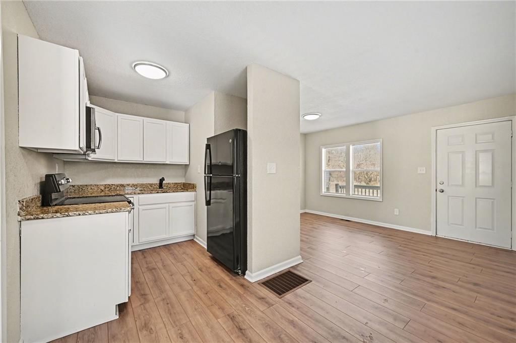 1137 OAKLAND Avenue — photo 10