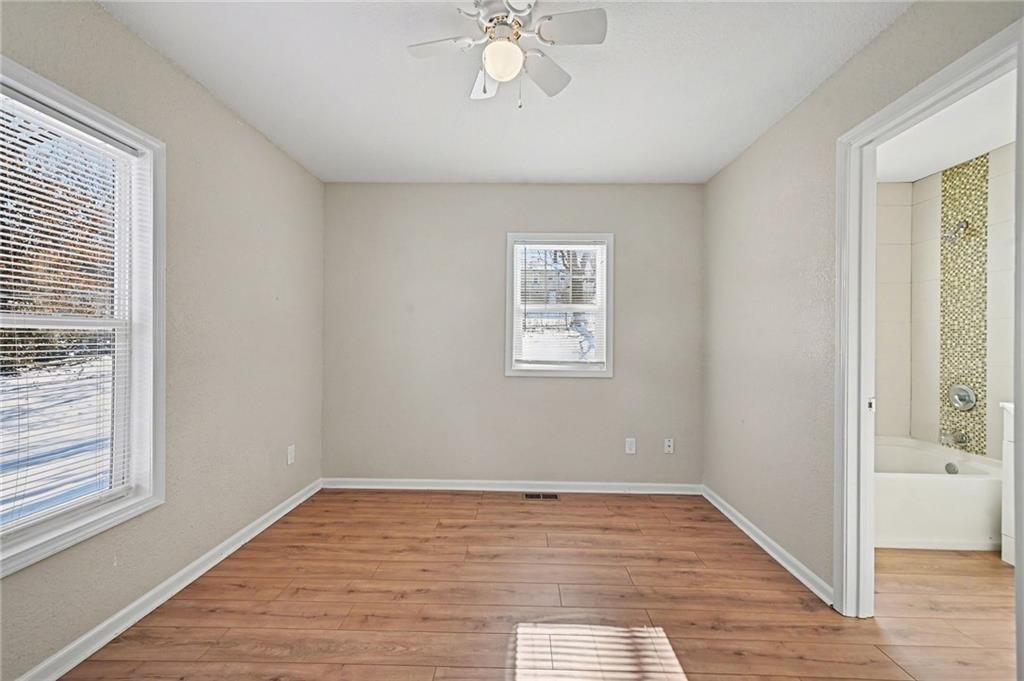 1137 OAKLAND Avenue — photo 13