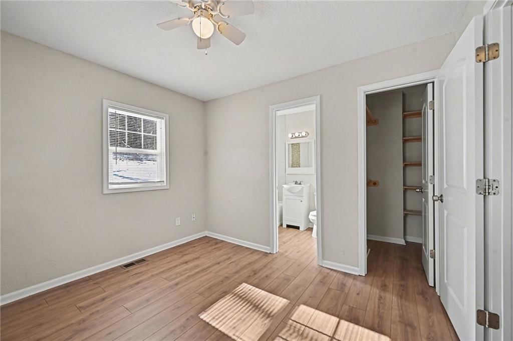 1137 OAKLAND Avenue — photo 15