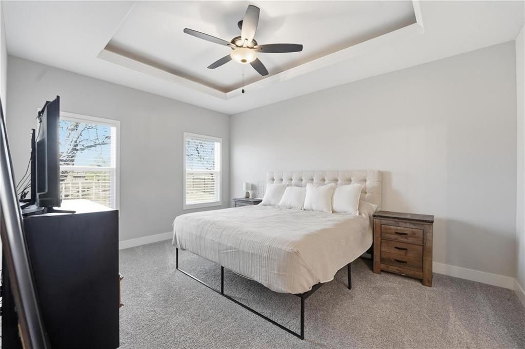 902 NW Crestwood Drive — photo 12