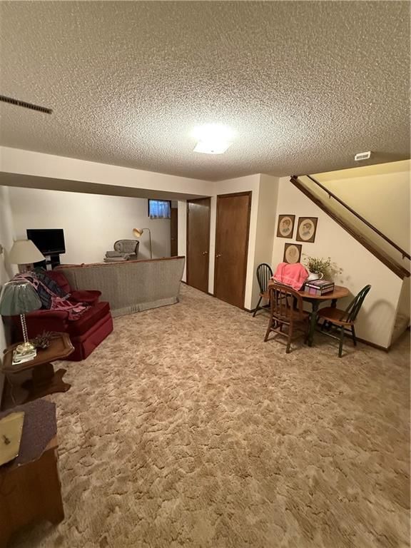 541 W GRANT Street — photo 28