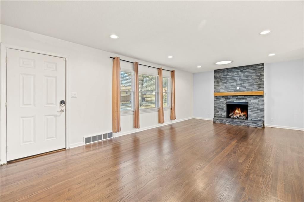 9705 Madison Avenue — photo 3